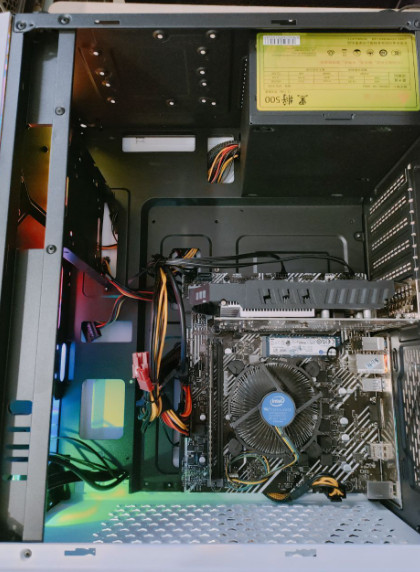 i5 10400f处理器主机 去年11月份配的 i5 10400f处理器主机 去年11月份配的